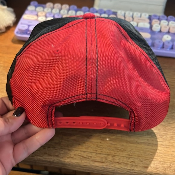 Brand new Deadpool hat - Picture 2 of 3